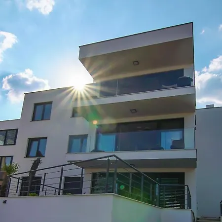 Vita, Luxury Apartment *