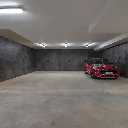 Vita, Luxury Apartment *